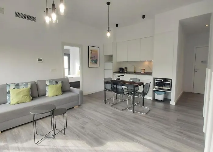 Del Parque Flats Urban Corner Apartment